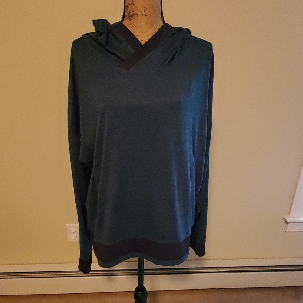 Women's pullover